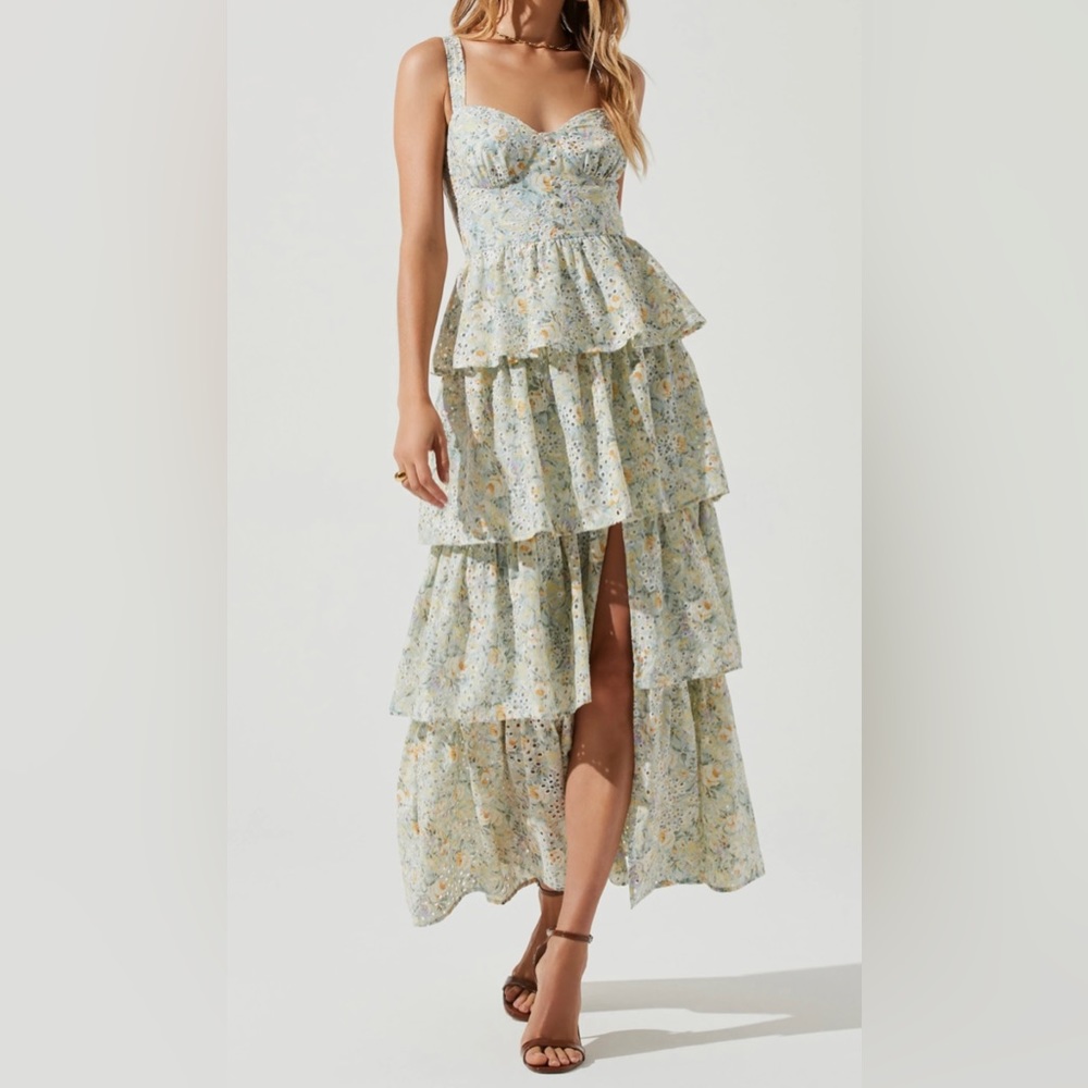 ASTR The Label Midsummer Floral Tiered Maxi Dress | Size S | NEW WITH TAGS